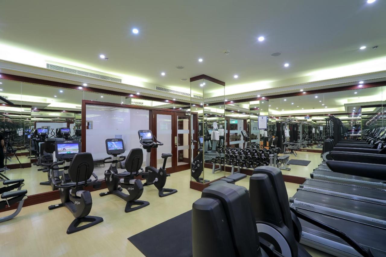 Moevenpick Hotel City Star Jidda Eksteriør bilde The gym at the hotel